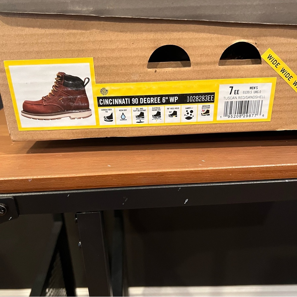 Keen Cincinnati Men’s Brown 90 Degree Waterproof 6” Carbon Fiber Toe Boots 7 EE - Picture 9 of 10